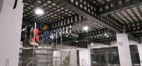 阿巴嘎一商场梁，楼板碳纤维加固施工